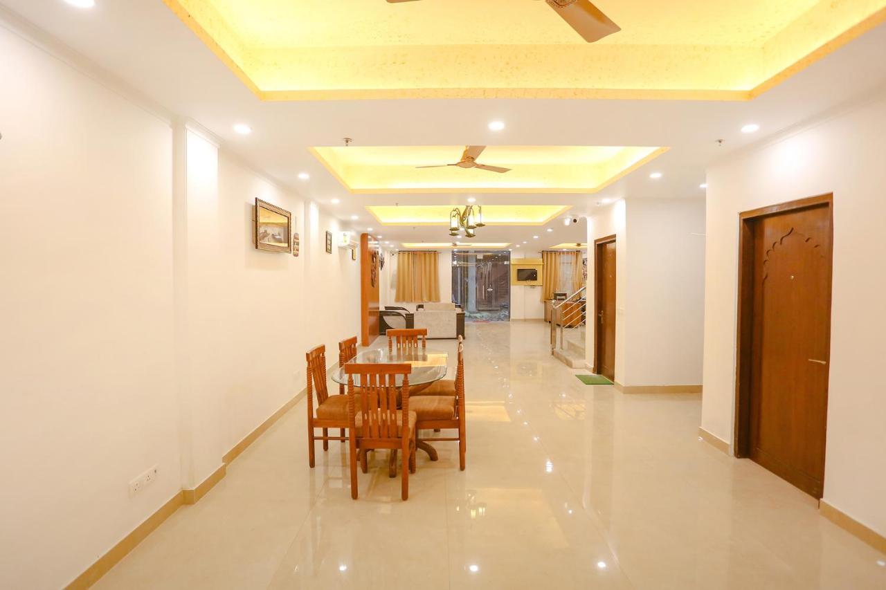 Fabexpress Taj Residency Near Yashobhoomi Convention Centre Hotel Delhi  Exterior photo